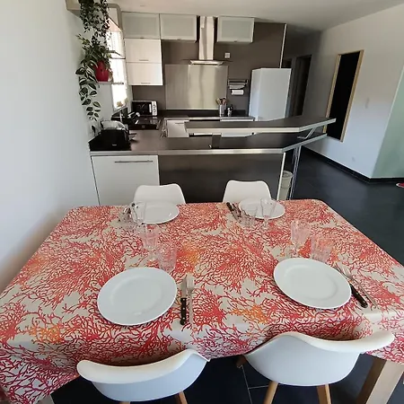 A Casuccia - Petanque Semesterbostad Biguglia (Corsica)